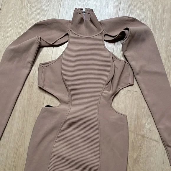 NEW! Herve Leger cutout long Dress, SIZE SMALL 0821 - Picture 6 of 8